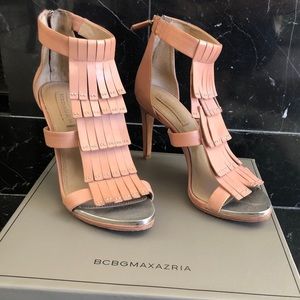 BCBG  ANTIQUE ROSE VACHETTA HEELS
